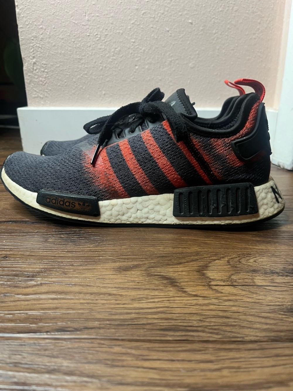Adidas NMD R1 - Picture 5 of 11